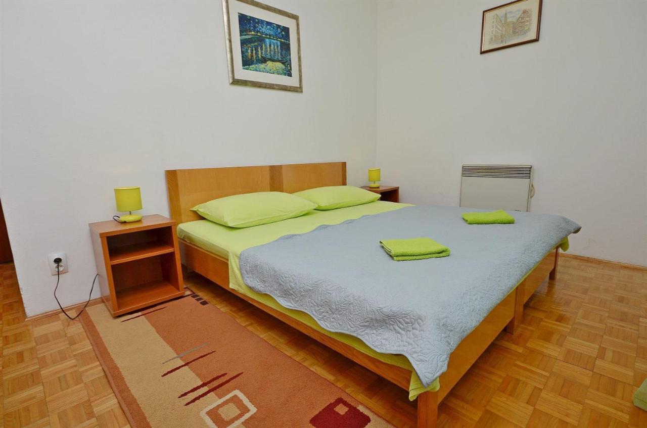 וודיצה Apartment And Room Ivica מראה חיצוני תמונה