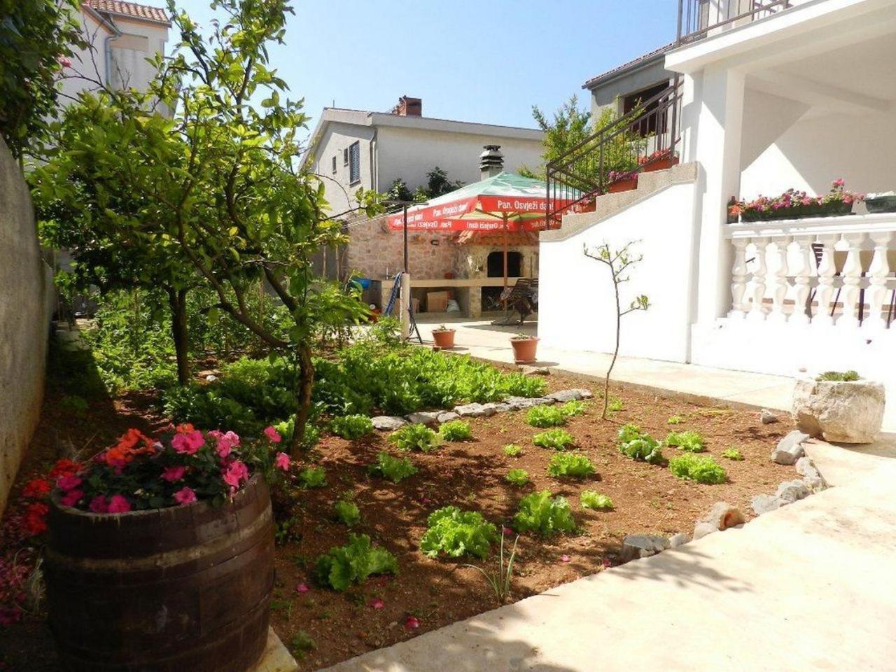 וודיצה Apartment And Room Ivica מראה חיצוני תמונה